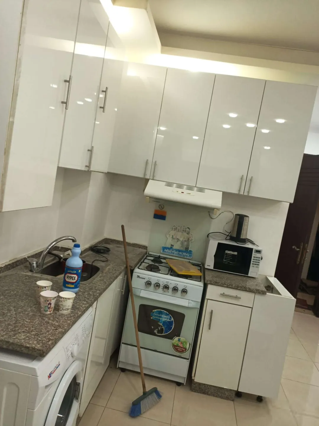 شقق مفروشة جاهزة للسكن يومي في شارع الجامعة