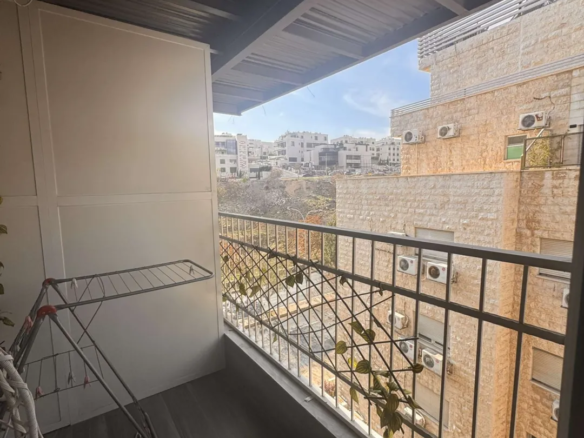 شقة مفروشة فاخرة للإيجار عفش جديد بالكامل – عمان الاردن | ID 688551