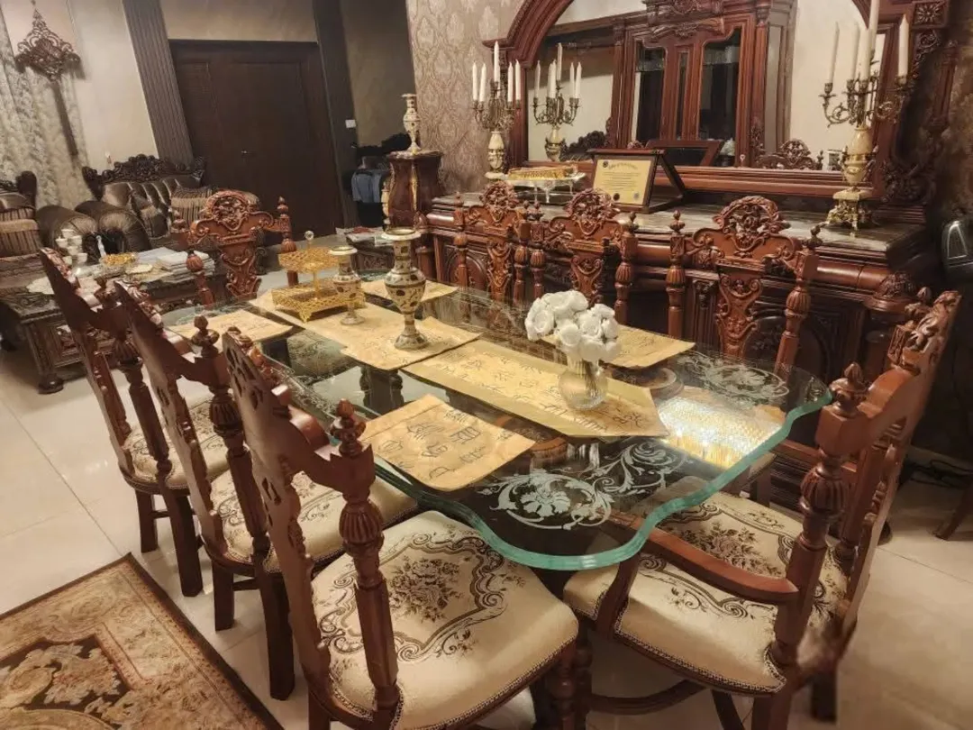 شقة أرضية فاخرة في ضاحية النخيل مطلة على طريق المطار