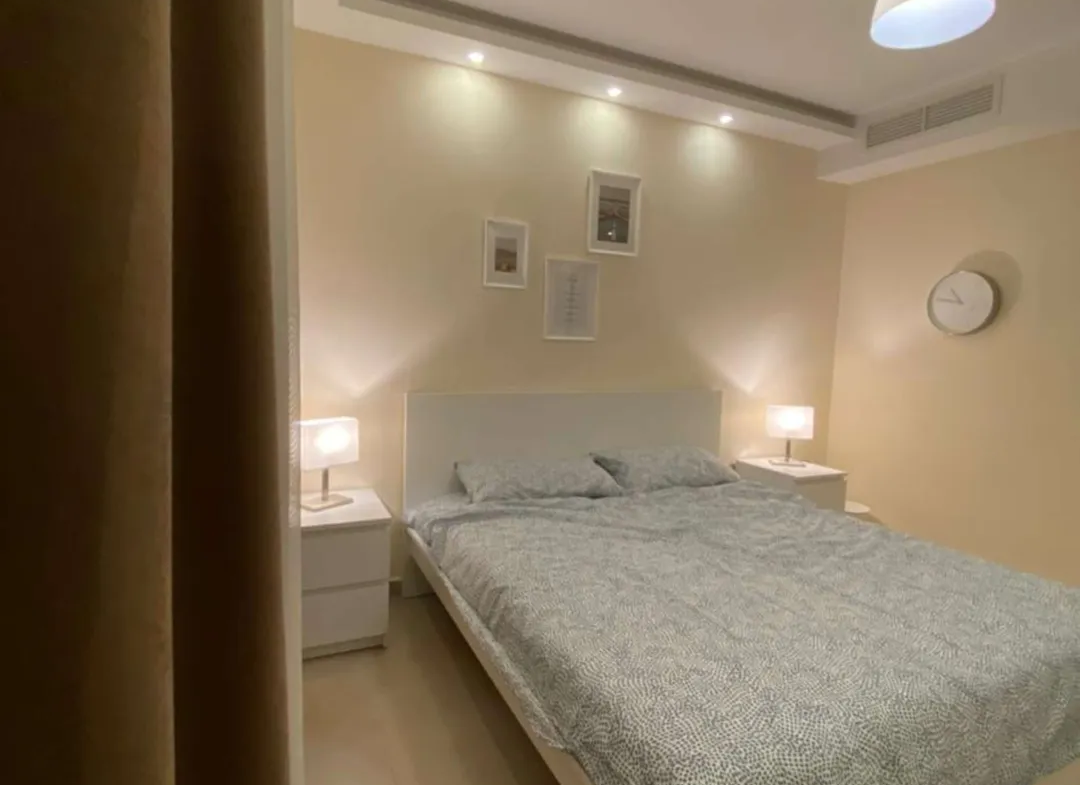 1080