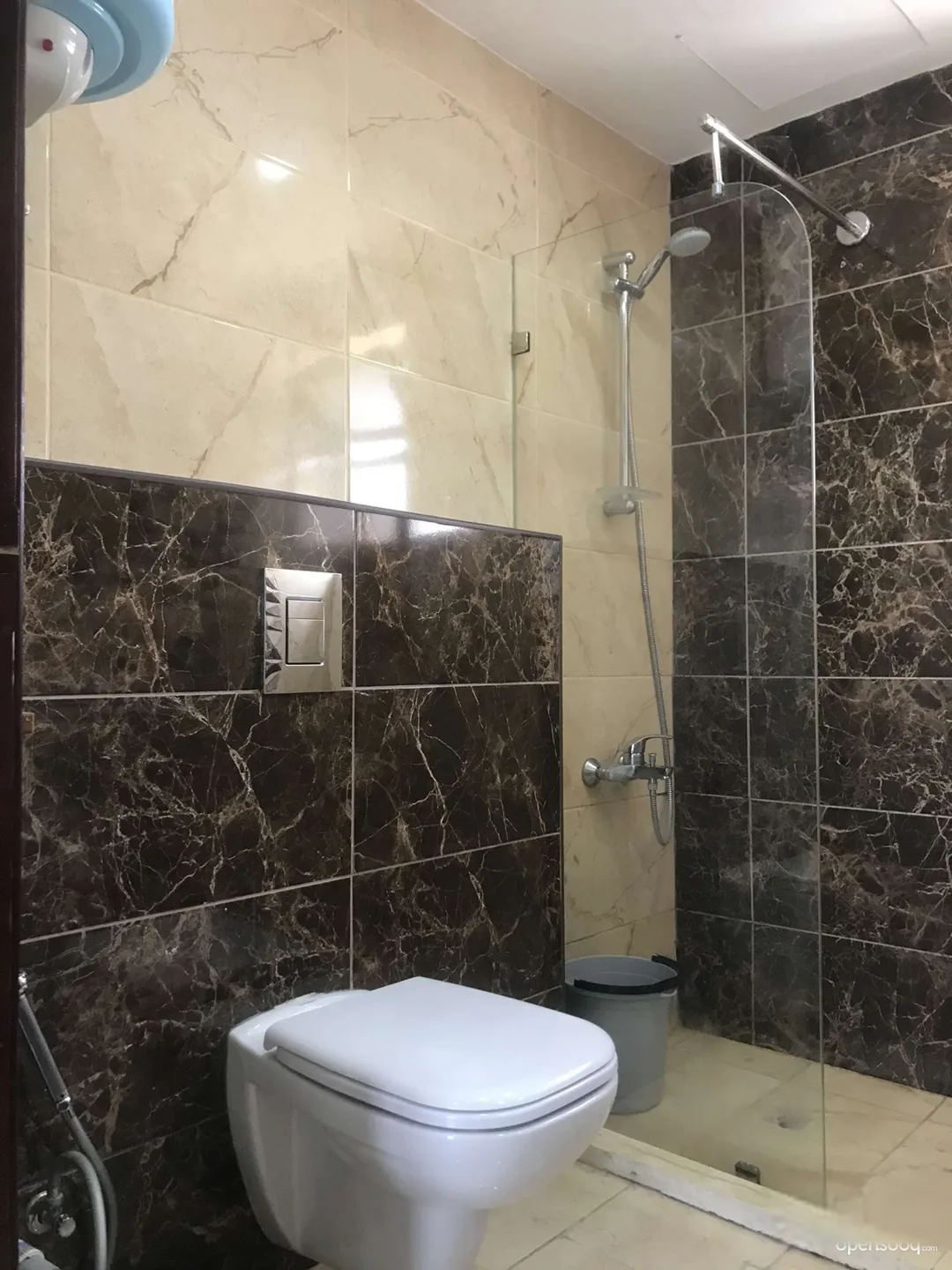 شقق يومية مفروشة في دير غبار