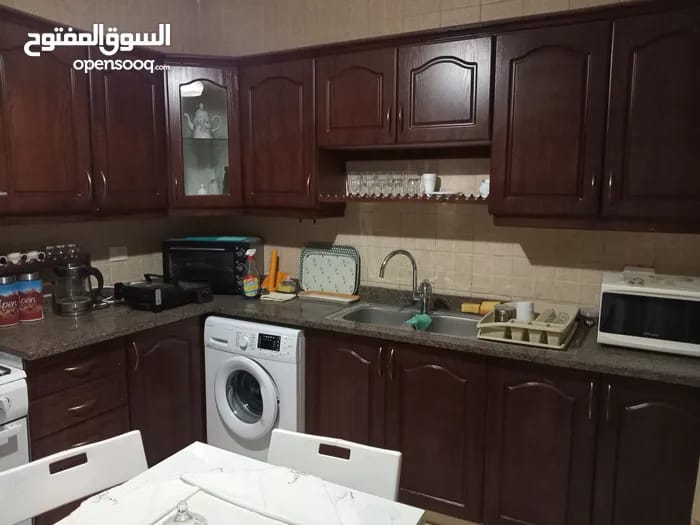 شقة مفروشة يومي في أم-أذينة
