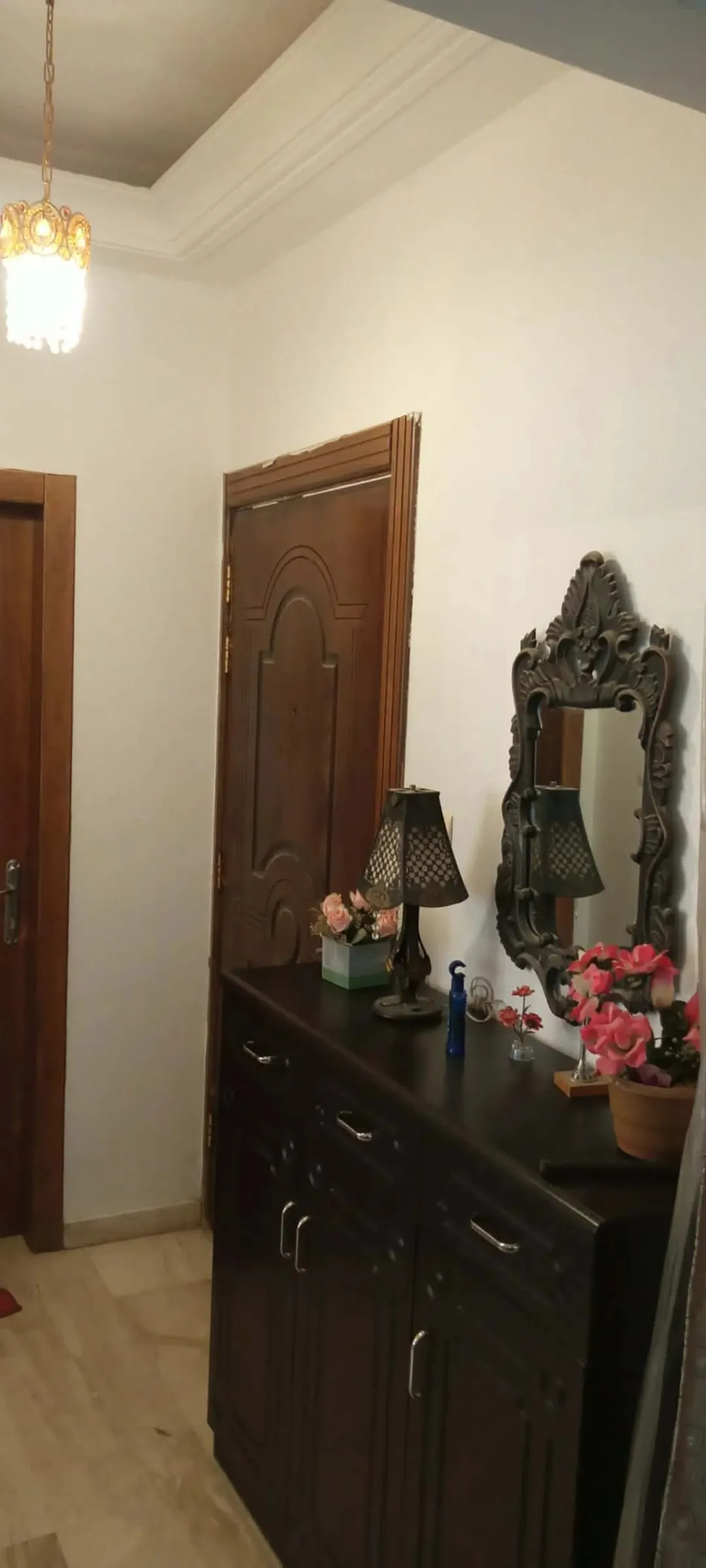 شقة مفروشة فاخرة للإيجار في منطقة الجاردنز