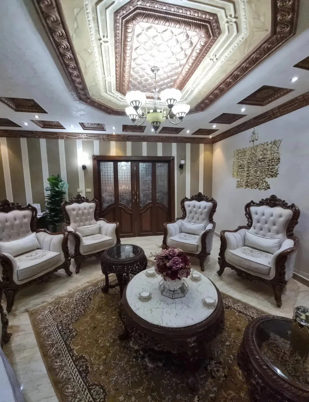 فيلا فاخرة للبيع في أبو علندا – إسكان الكهرباء